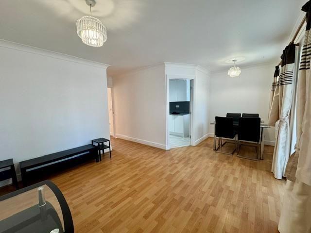 Apartment for rent in Lane, Greater London