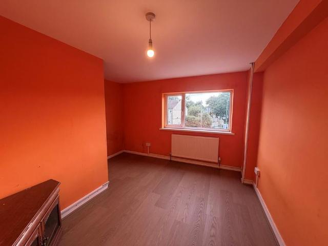 Apartment for rent in Ravenhill, Swansea