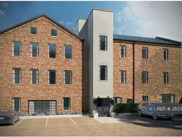 Apartment for rent in St James, Sandown Park