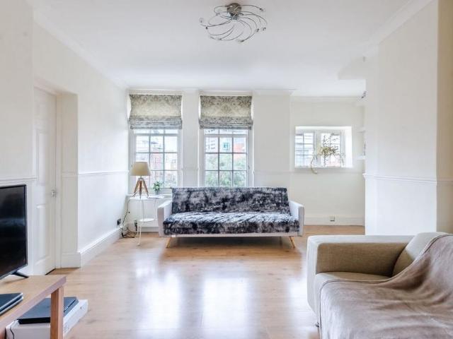 Apartment for rent in Millbank Estate, Greater London