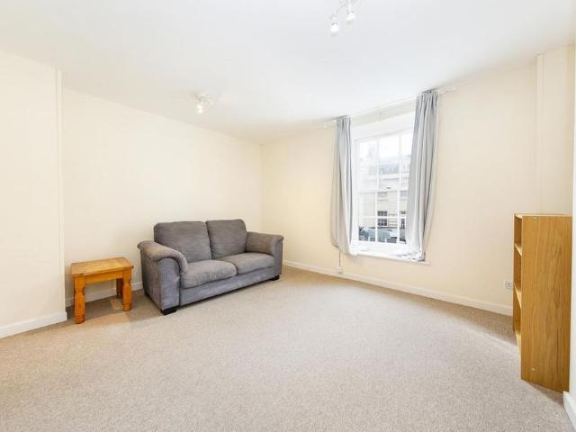 Apartment for rent in High Field, York