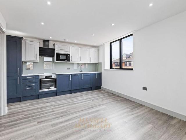 Apartment for rent in Red Hill, Surrey