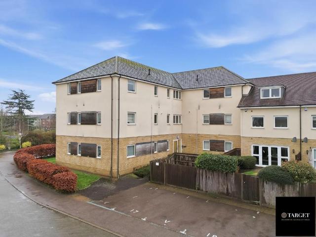 Flat for rent in Broxbourne, Hertfordshire