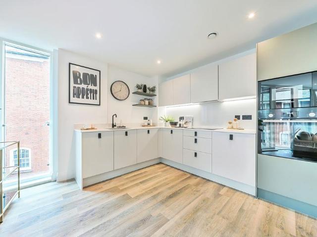 Flat for rent in Greater London