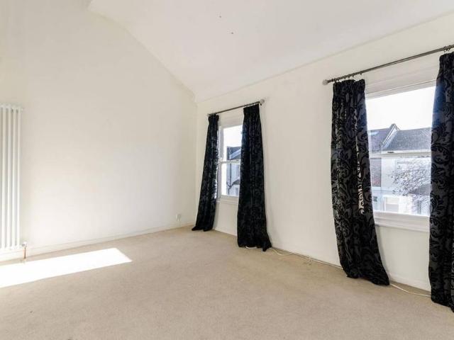 Apartment for rent in Fulham, Walham Green