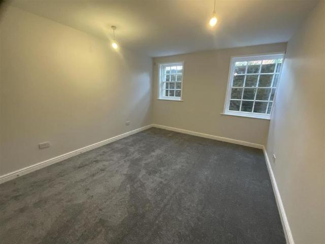 Apartment for rent in South Cliff, Kepwick