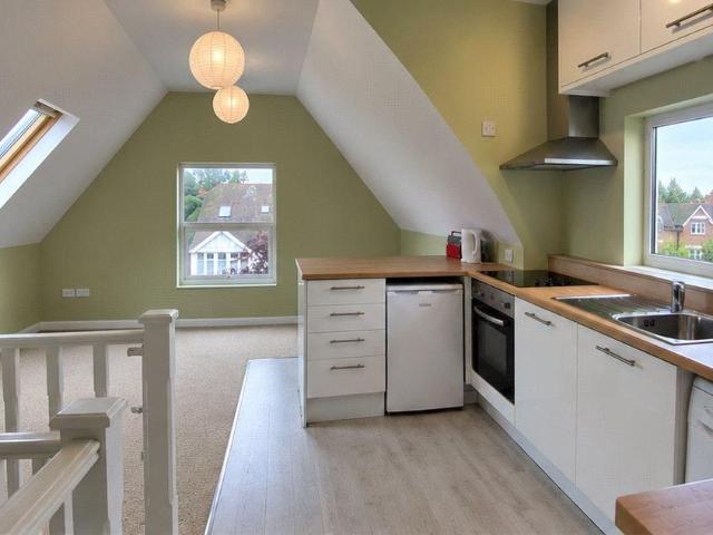 Apartment for rent in Elmers End, Greater London