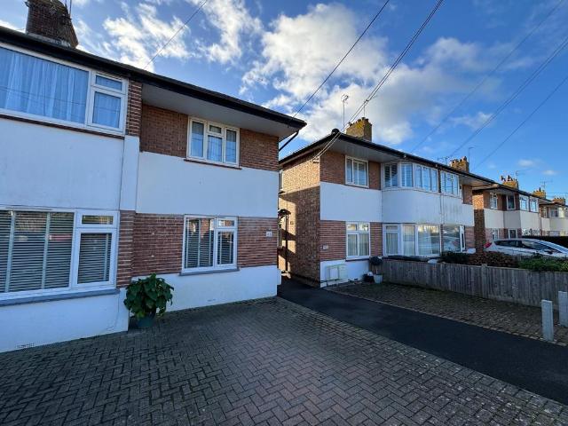 Flat for rent in Polegate, Cross In Hand