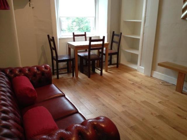 Apartment for rent in Wardie, Trinity