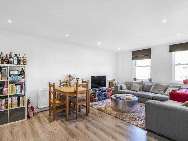 Apartment for rent in West Norwood, Greater London