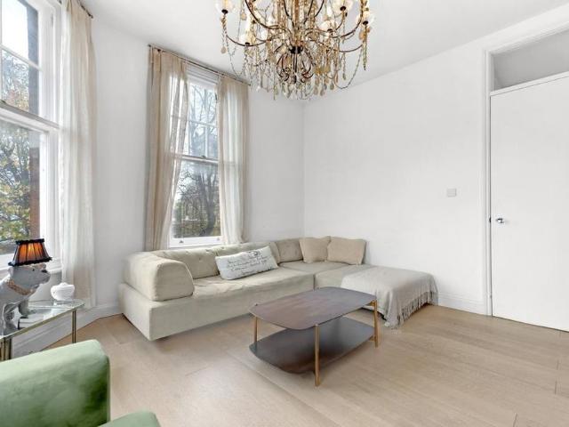 Apartment for rent in Vauxhall, Greater London