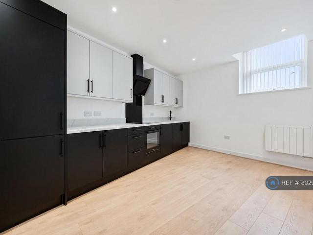 Flat for rent in Greenheys, Greater Manchester