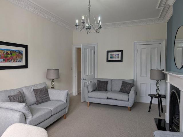 Apartment for rent in Braid Hills, Scotland