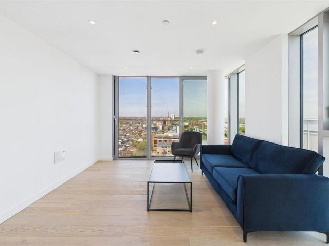 Apartment for rent in Watford Heath, North Watford