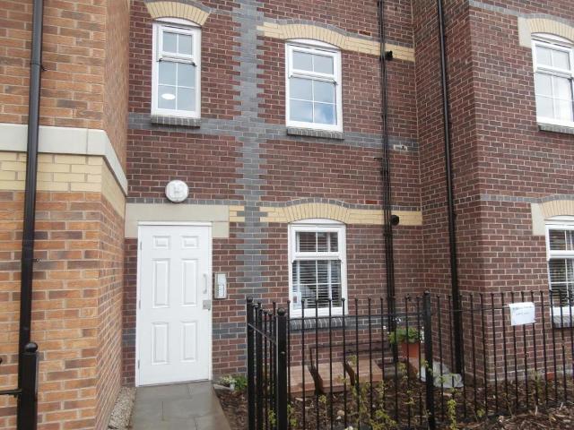 Flat for rent in Caldermill, East Midlands