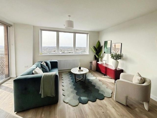 Apartment for rent in Birch Green, Lower Halliford
