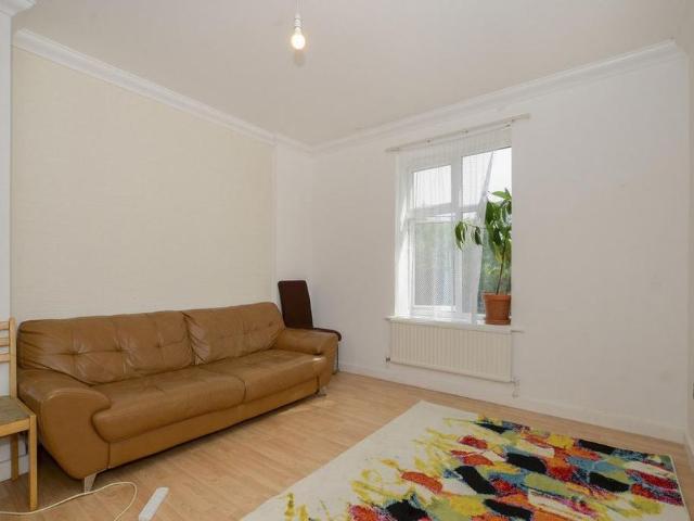 Apartment for rent in Colindale, Greater London