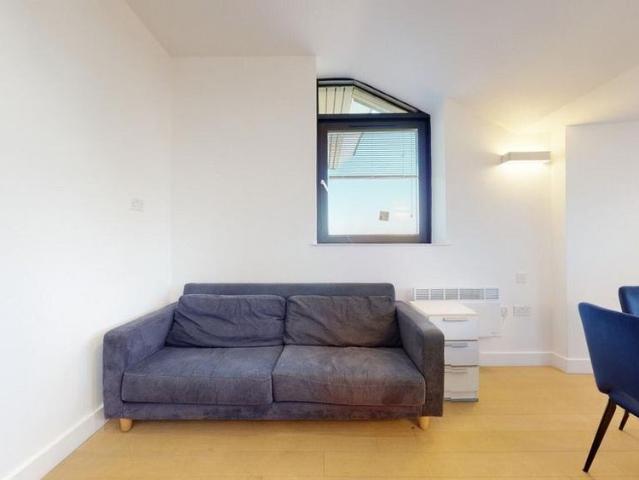 Apartment for rent in London Borough of Hounslow, Spring Grove