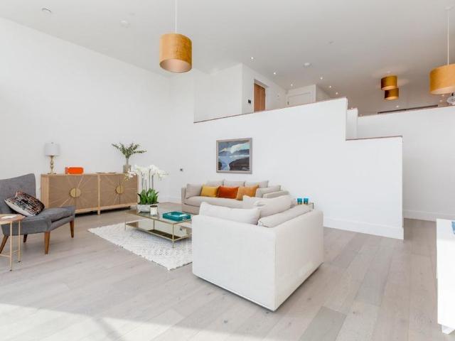 Apartment for rent in Haymarket, Scotland