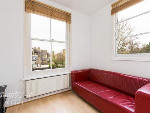 Apartment for rent in Shooters Hill, Greater London