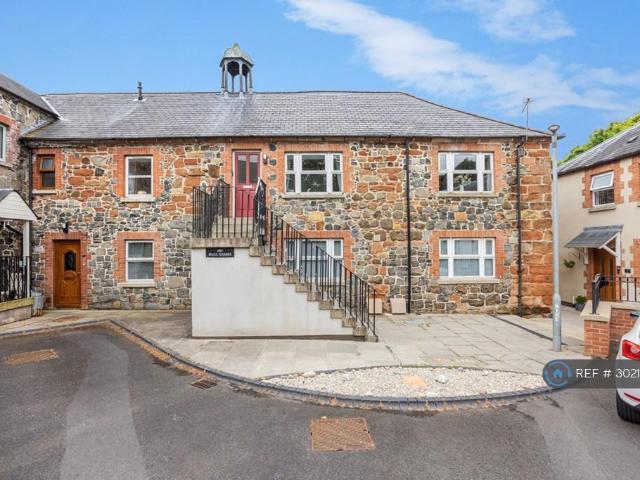 Flat for rent in Derriaghy, Lisburn