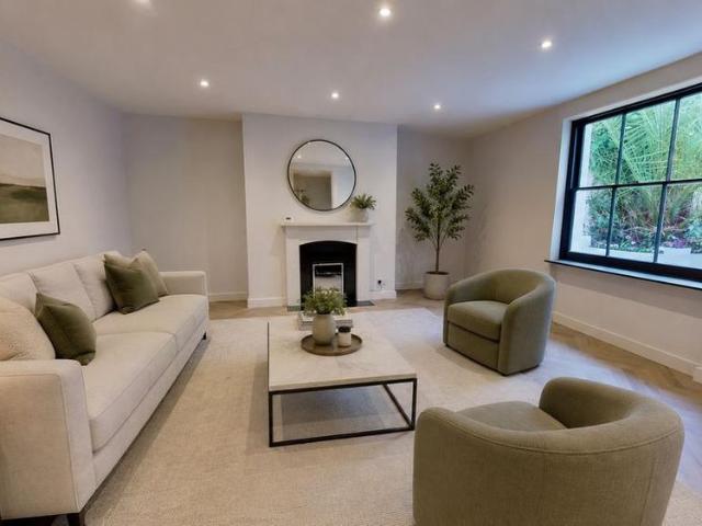 Apartment for rent in Aldrington