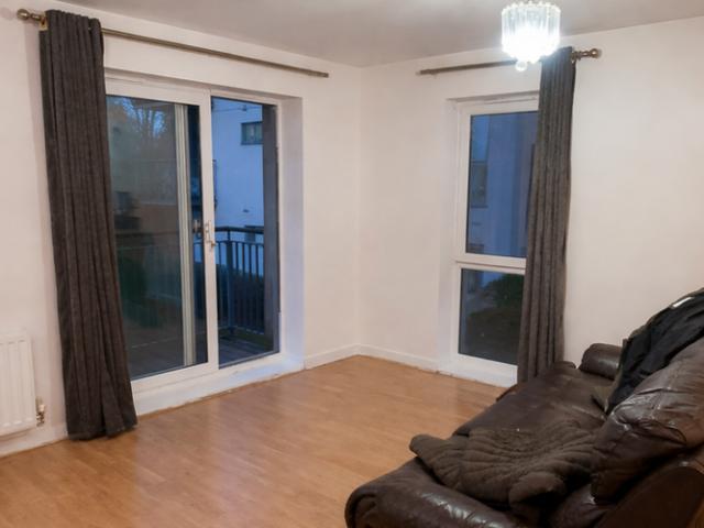Apartment for rent in Burnt Oak, Greater London