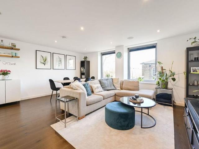 Apartment for rent in London Borough of Lambeth, Greater London