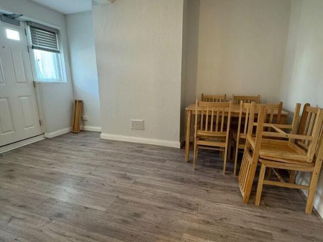 Apartment for rent in London Borough of Merton, Greater London