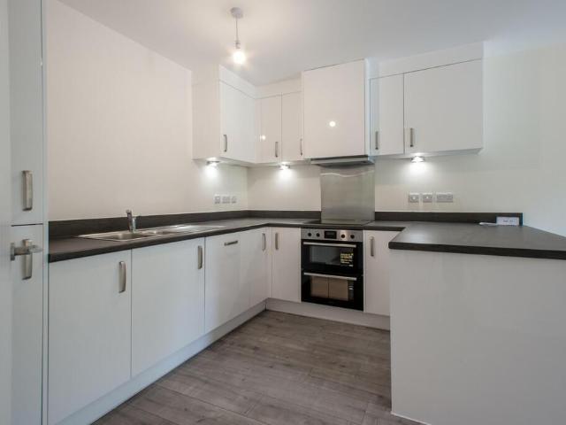 Flat for rent in Corby Village, Corby