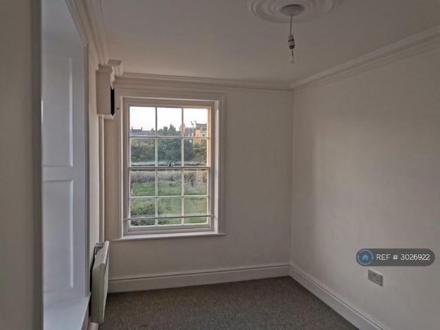 Apartment for rent in Westbrook, Acol