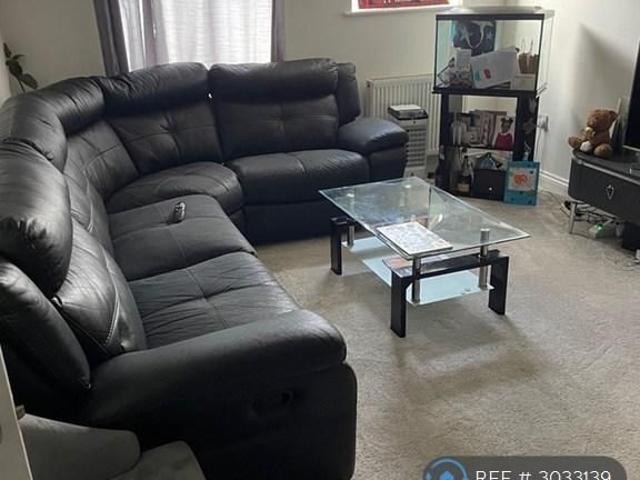 Apartment for rent in Mayer's Green, West Bromwich