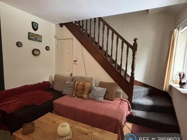 Apartment for rent in Oldfield Brow, Trafford Park
