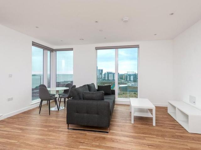 Apartment for rent in Brompton, Gillingham