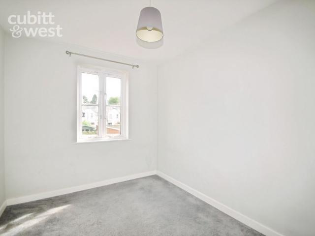 Apartment for rent in Uckfield, Cross In Hand