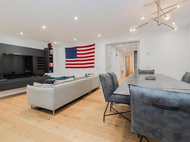 Apartment for rent in Chelsea, Greater London