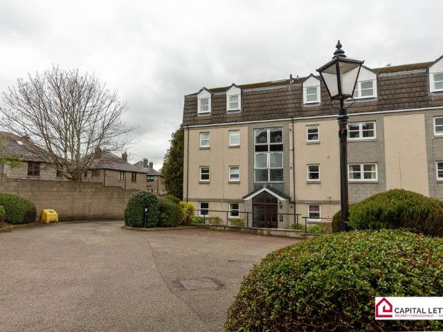 Flat for rent in Ballindoch, Scotland