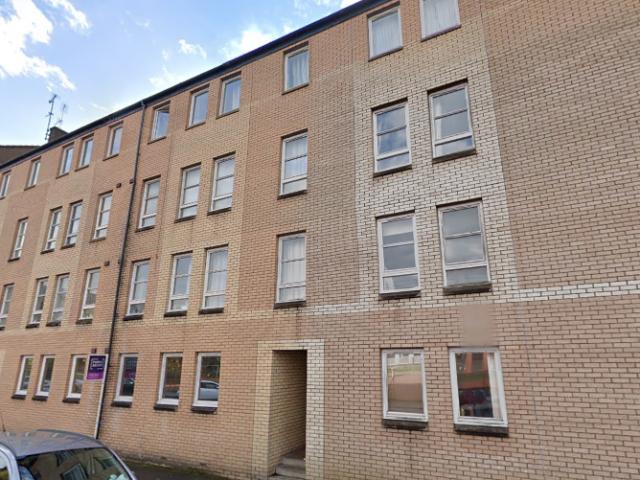 Flat for rent in Sandyford, Scotland