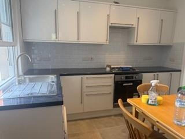 Flat for rent in Brook Green, Greater London