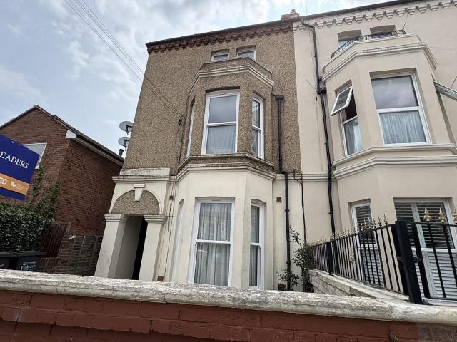 Flat for rent in Southsea, City Of Portsmouth