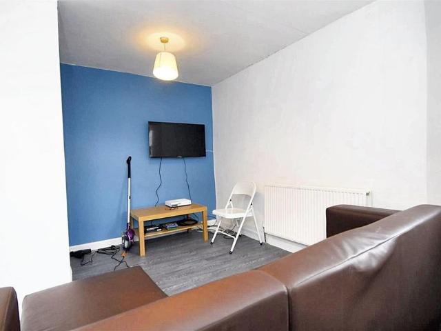 Apartment for rent in Greenbank, Mount Wise