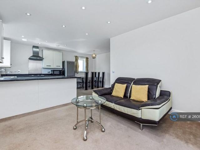 Apartment for rent in Lane, Greater London