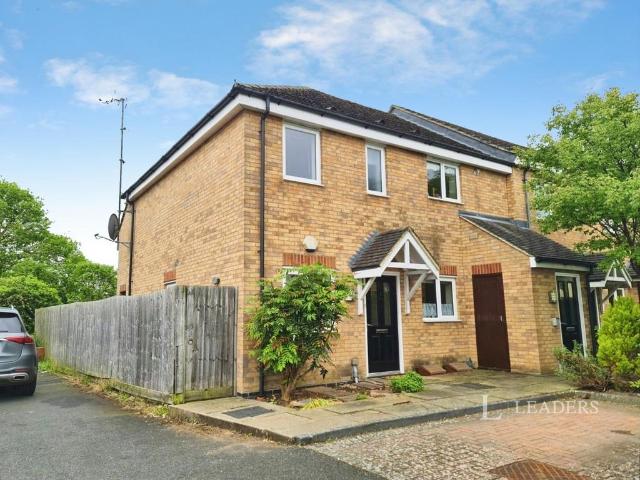 Flat for rent in Market Place, Barholm