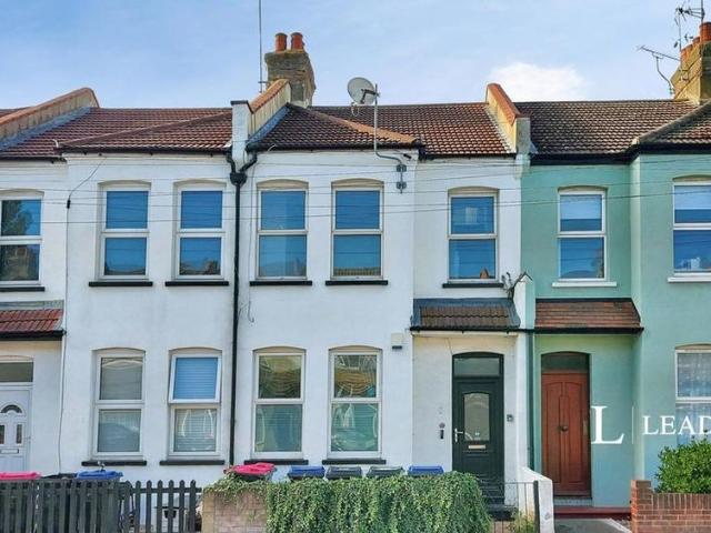 Apartment for rent in Alton Barnes, Essex