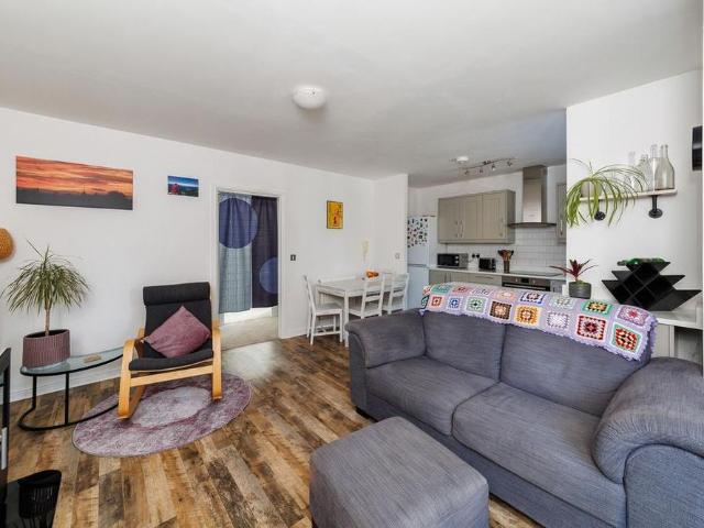Apartment for rent in Caldecott, Dromore