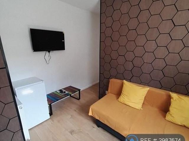 Apartment for rent in Falcon Lodge, Wales