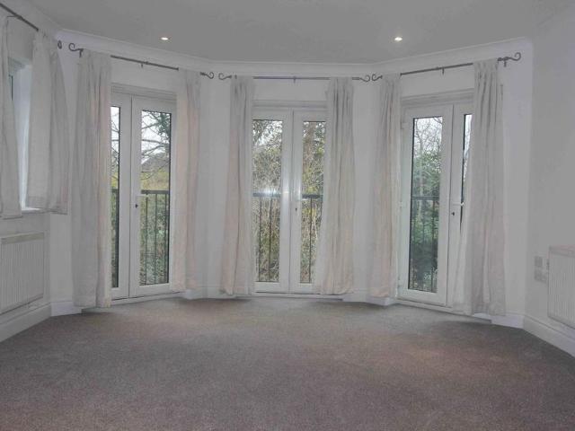 Apartment for rent in Cox Green, Littlewick Green