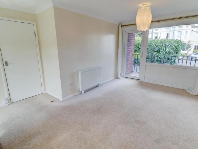 Apartment for rent in Milverton, Green Close