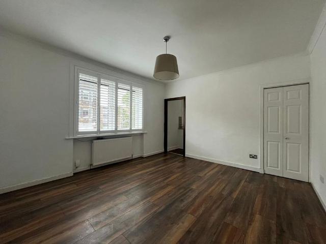 Apartment for rent in Wardie, Trinity