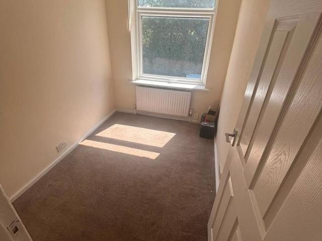 Apartment for rent in New Town, Monks Orchard